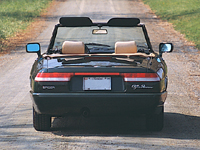 The last of the all-alloy twin-cam Alfas for North America were the lightly restyled Spiders of 1991 through 1994.