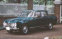 With a 109bhp version of the 1600cc twin cam engine, a five-speed transmission and four-wheel disc brakes, the four-door Giulia Super was a true sports sedan.
