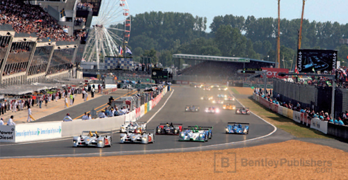 The Le Mans circuit underwent revisions before the 2006 race.