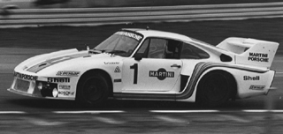 At the wheel of the works 935/77 Jacky Ickx (driving here) and Jochen Mass scored three victories in championship-qualifying events, leading Porsche to that year's makes trophy.