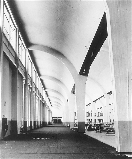 Commenting on the elegant structural design of the KdF works halls, a 1946 British report said that 'it is not known whether this method of building is cheaper or quicker than the angular girder construction used in [Britain], but it certainly looks better.' The production halls were high and well-lit.